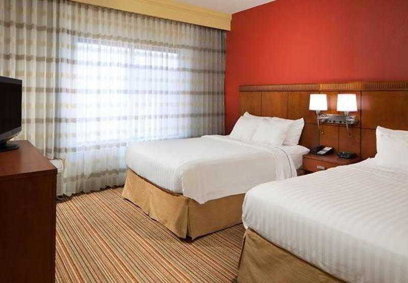 คอร์ตยาร์ด ออร์แลนโด แอร์พอร์ต Hotel ออร์ลันโด ภายนอก รูปภาพ